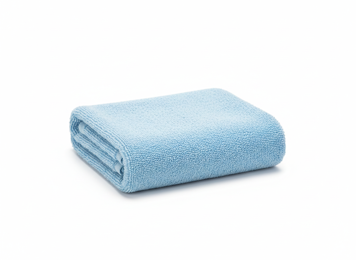 Light blue microfiber towel · Small 39x55cm · Light Blue