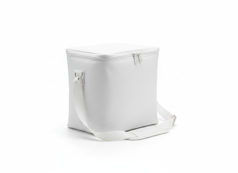 Branded cooler bag · blank