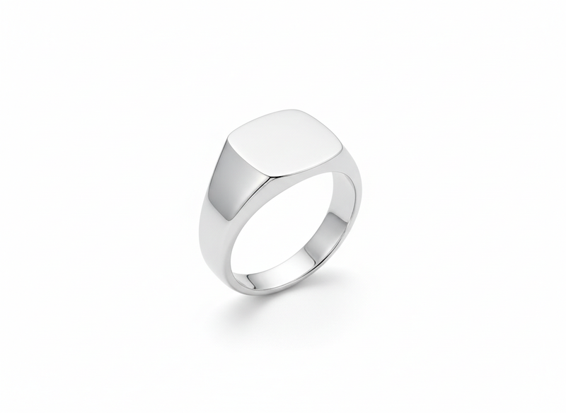 Engraved signet ring · blank