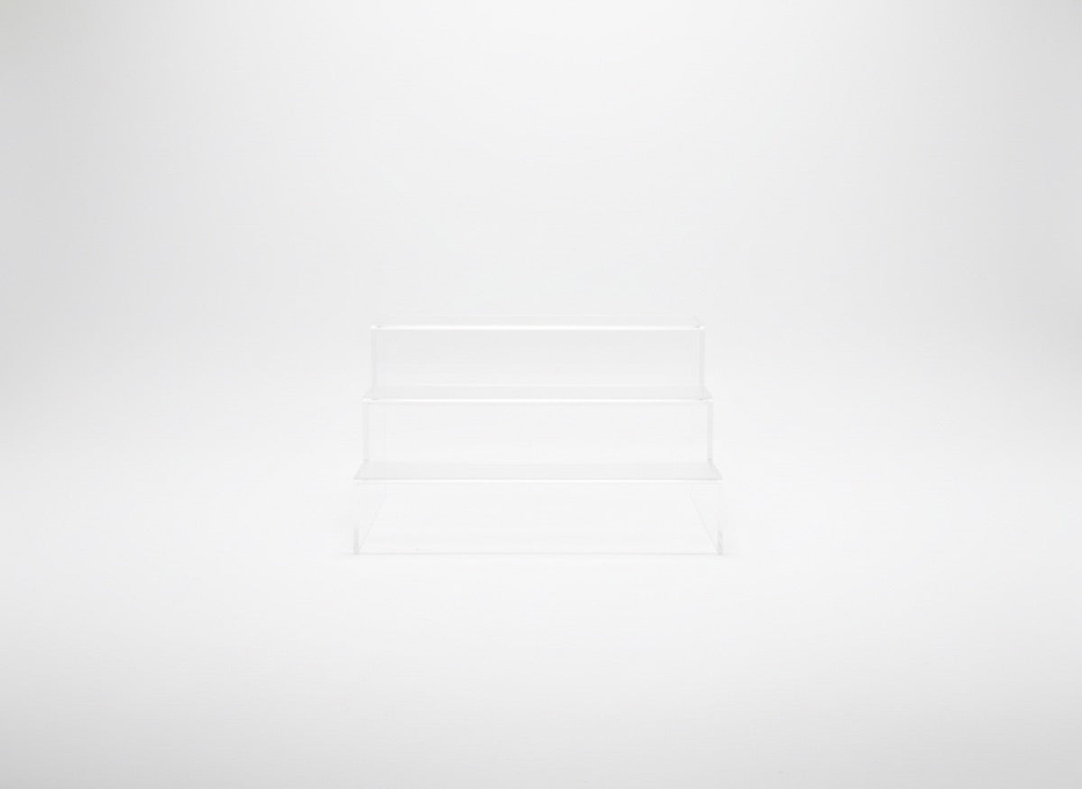 Pocket acrylic stand