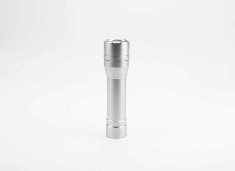 Multi functional telescopic flashlight