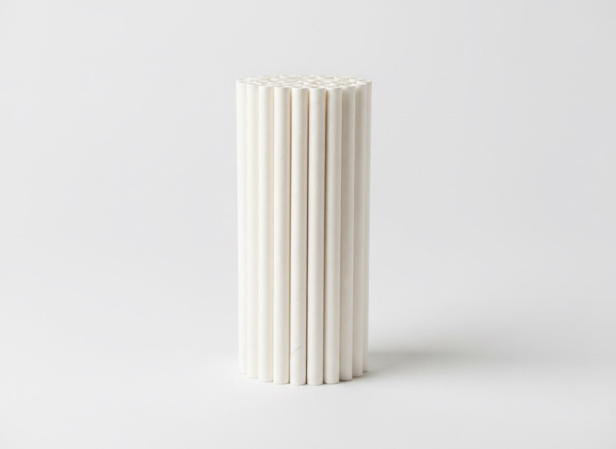 Slim long drinking straws