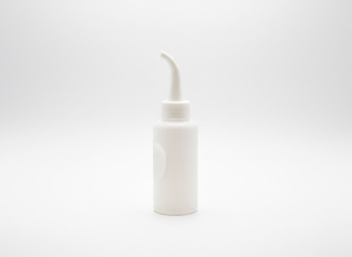 Portable heads bidet for bottles